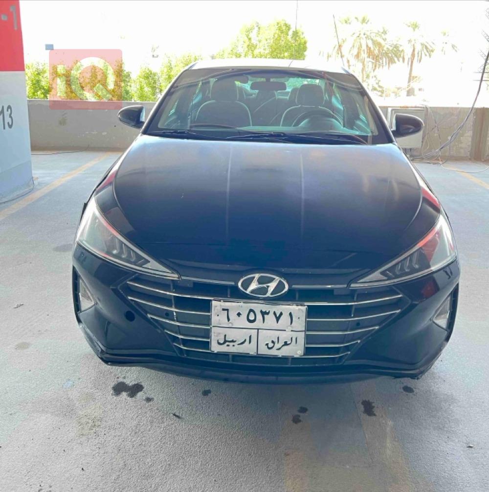 هیوندای ئەلەنترا